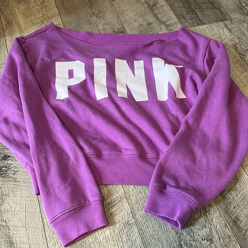 Size S/M Crew Neck